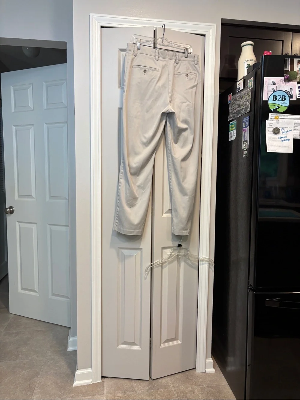 Dockers Men's Chinos in Light Beige 33x30